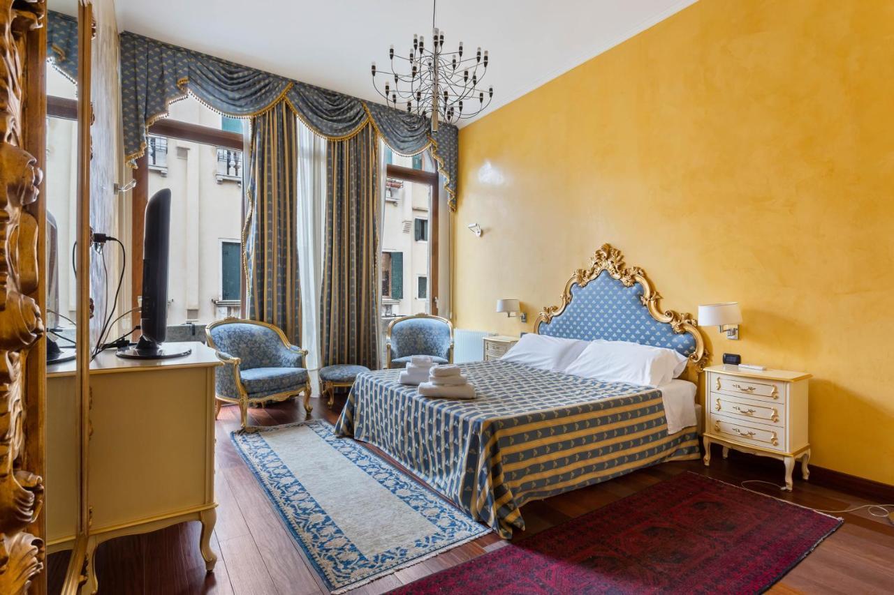 Vip Venice Rooms Buitenkant foto